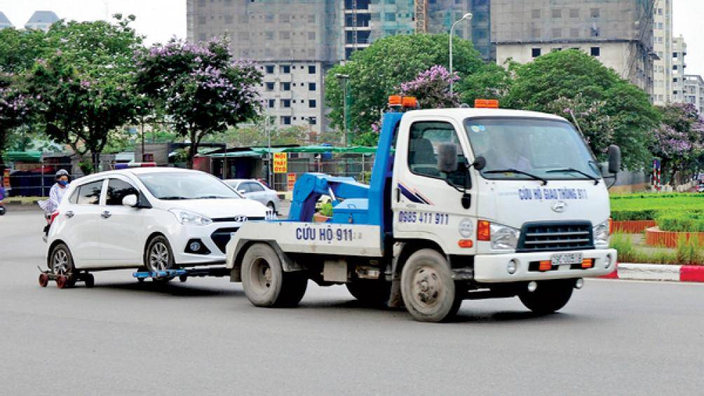 xe cứu hộ ô tô quận 6
