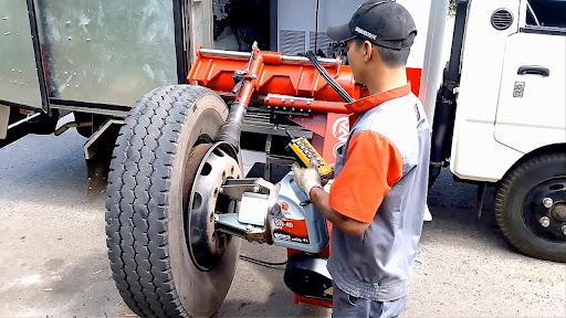 vá xe lưu động Quận 3