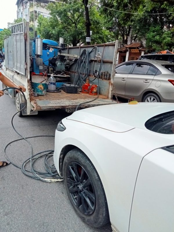 vá xe lưu động quận tân bình